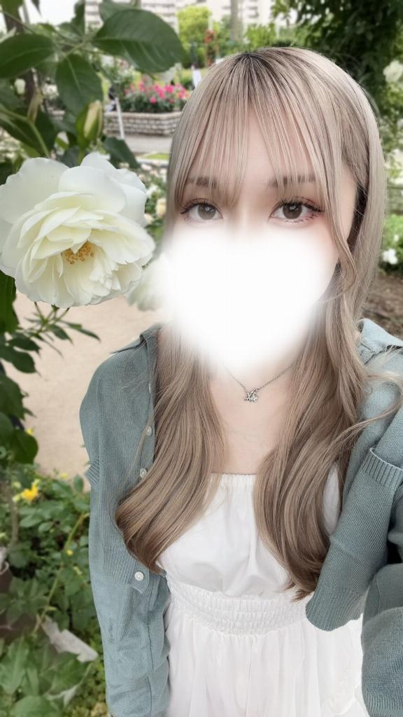 成瀬るあ