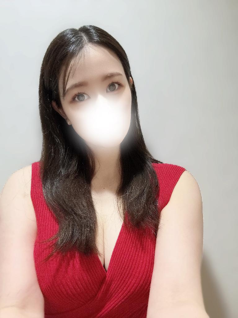青山すずは