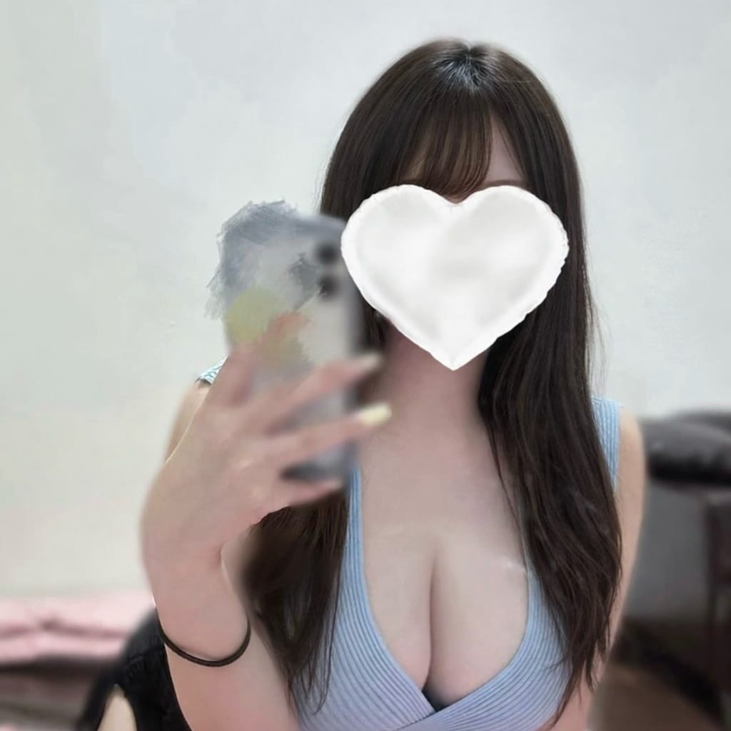 星乃くるみ