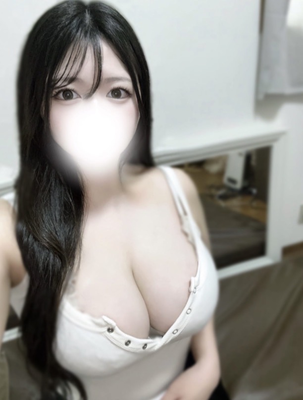 星乃くるみ