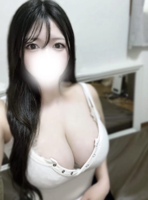星乃くるみ