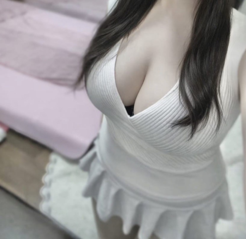 星乃くるみ