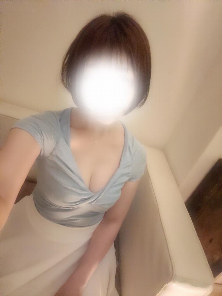 七瀬なつき