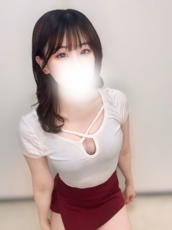 小春ゆな